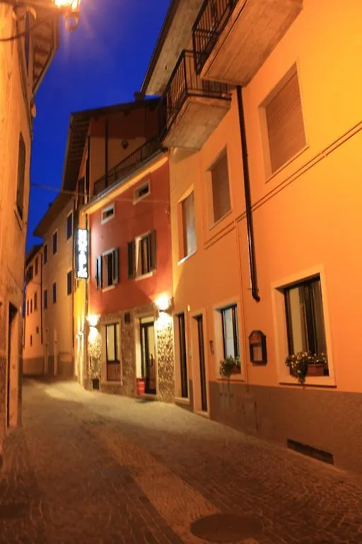 Hotel Pace Brenzone sul Garda 5*,  İtalya