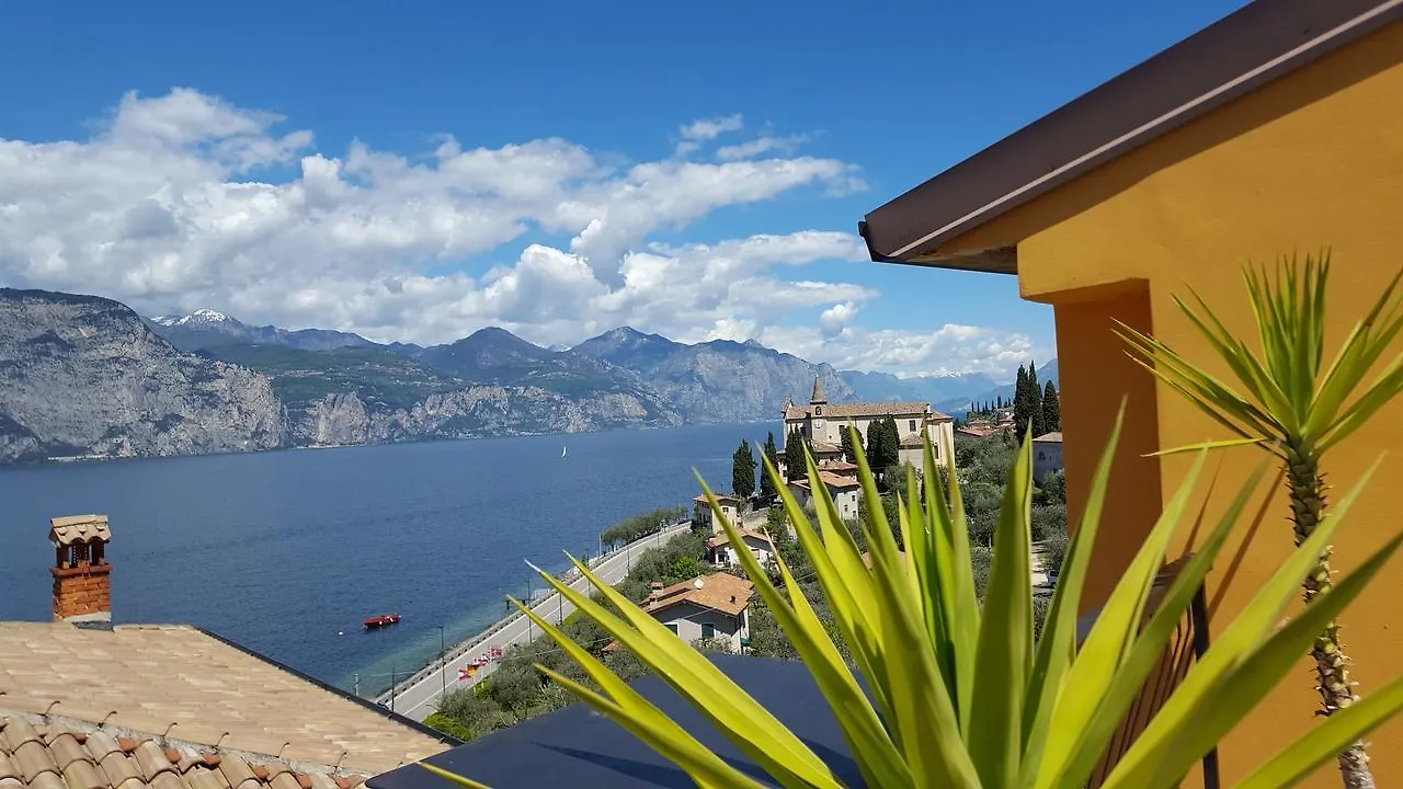 Hotel Pace Brenzone sul Garda 5*,